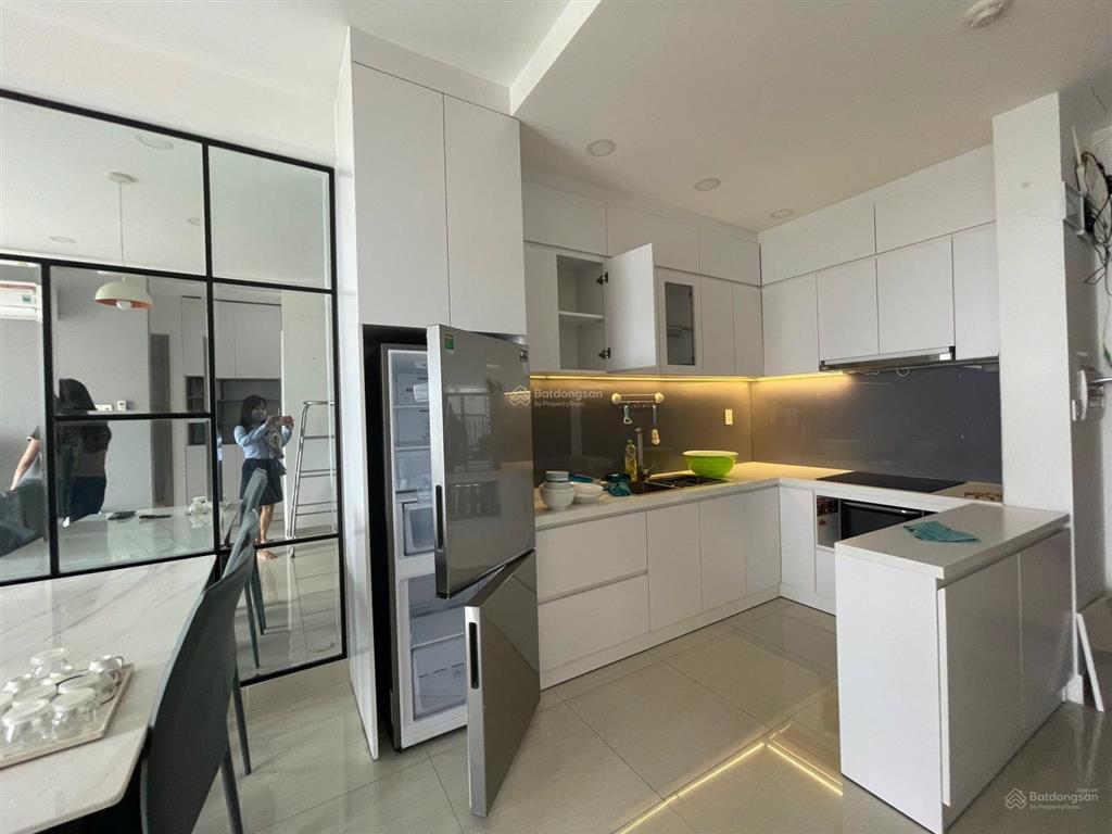 Bán căn orchard parkview 68m2 có hđmb có ban công 2pn 2wc full nội thất sẵn hđ thuê