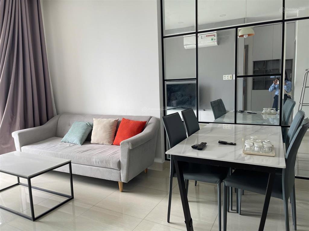 Bán căn orchard parkview 68m2 có hđmb có ban công 2pn 2wc full nội thất sẵn hđ thuê