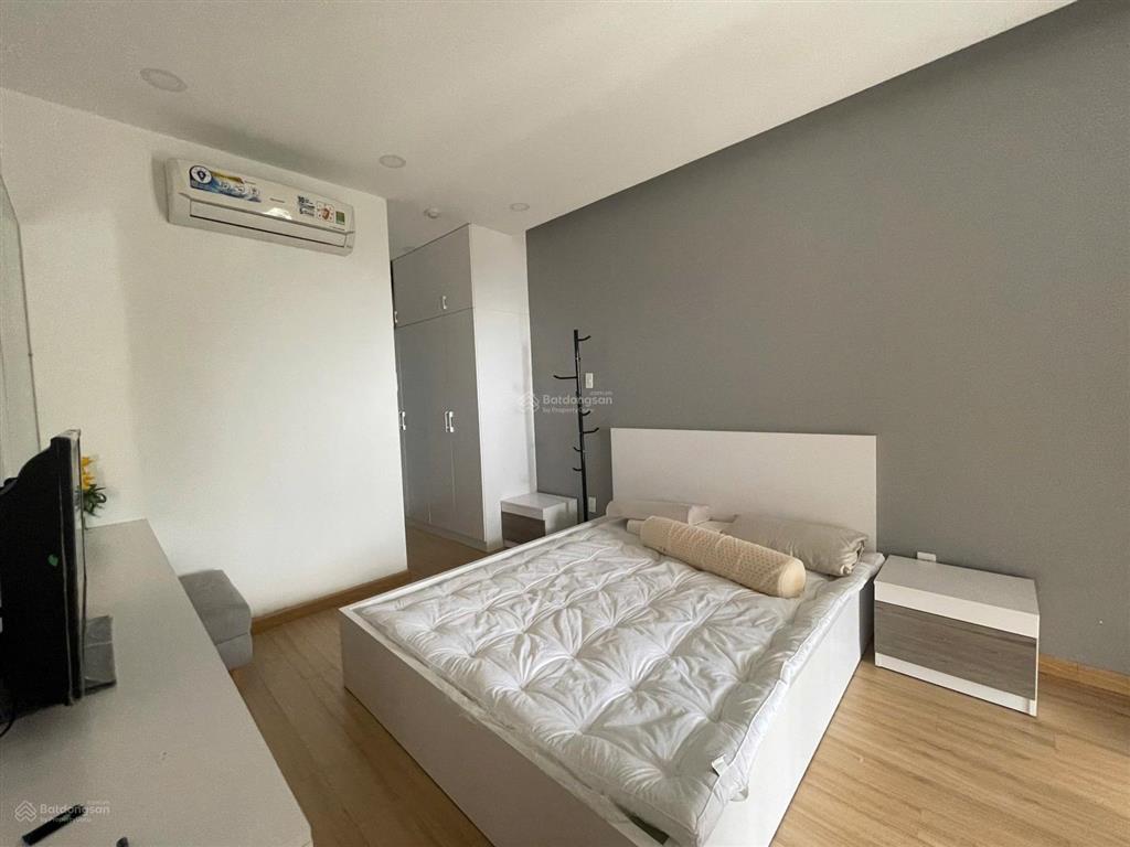 Bán căn orchard parkview 68m2 có hđmb có ban công 2pn 2wc full nội thất sẵn hđ thuê