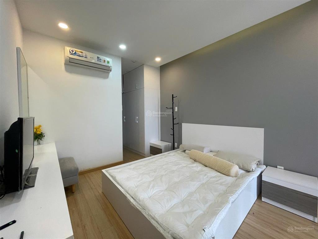 Bán căn orchard parkview 68m2 có hđmb có ban công 2pn 2wc full nội thất sẵn hđ thuê