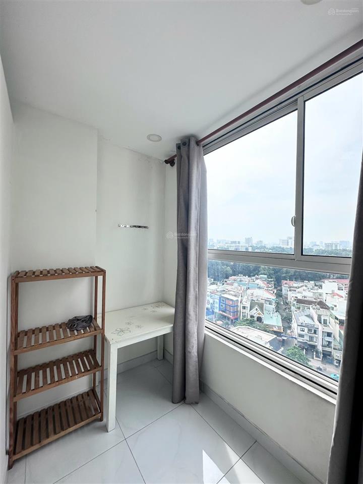 Bán căn hộ có sổ hồng 3pn 2wc 96m2 giá 9.2 tỷ gần sân bay , công viên gia định