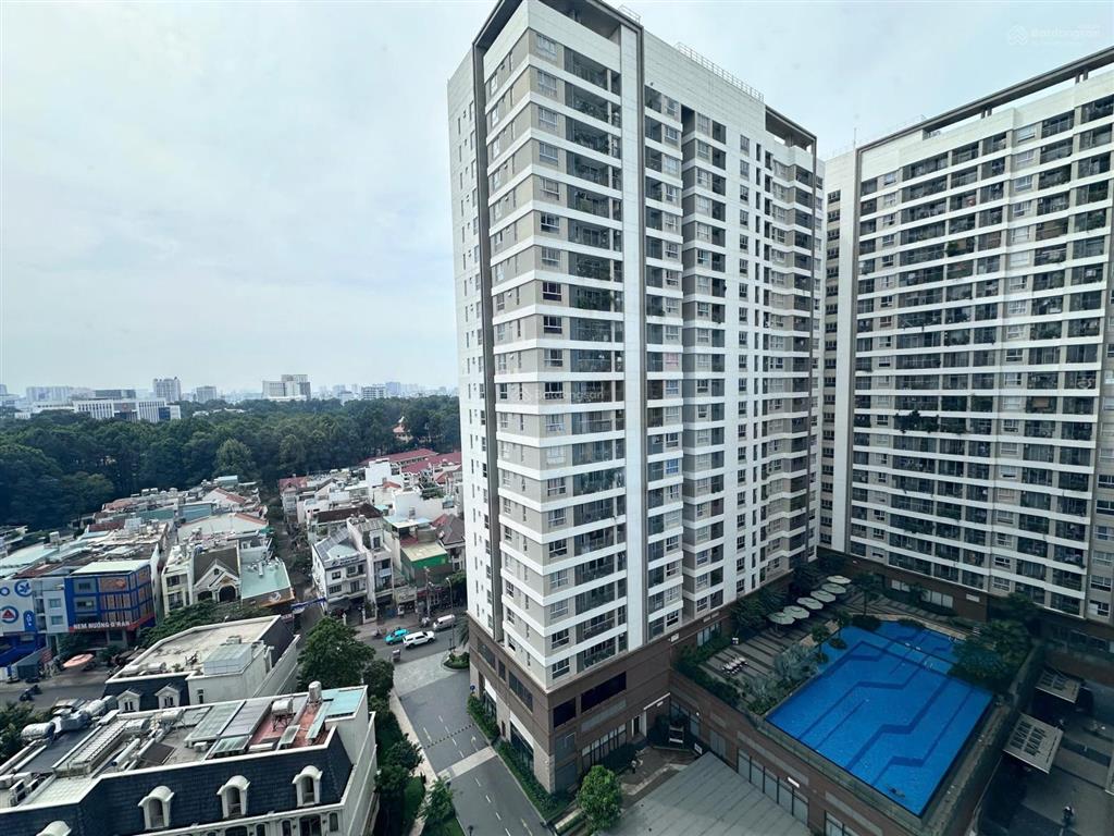 Bán căn hộ có sổ hồng 3pn 2wc 96m2 giá 9.2 tỷ gần sân bay , công viên gia định