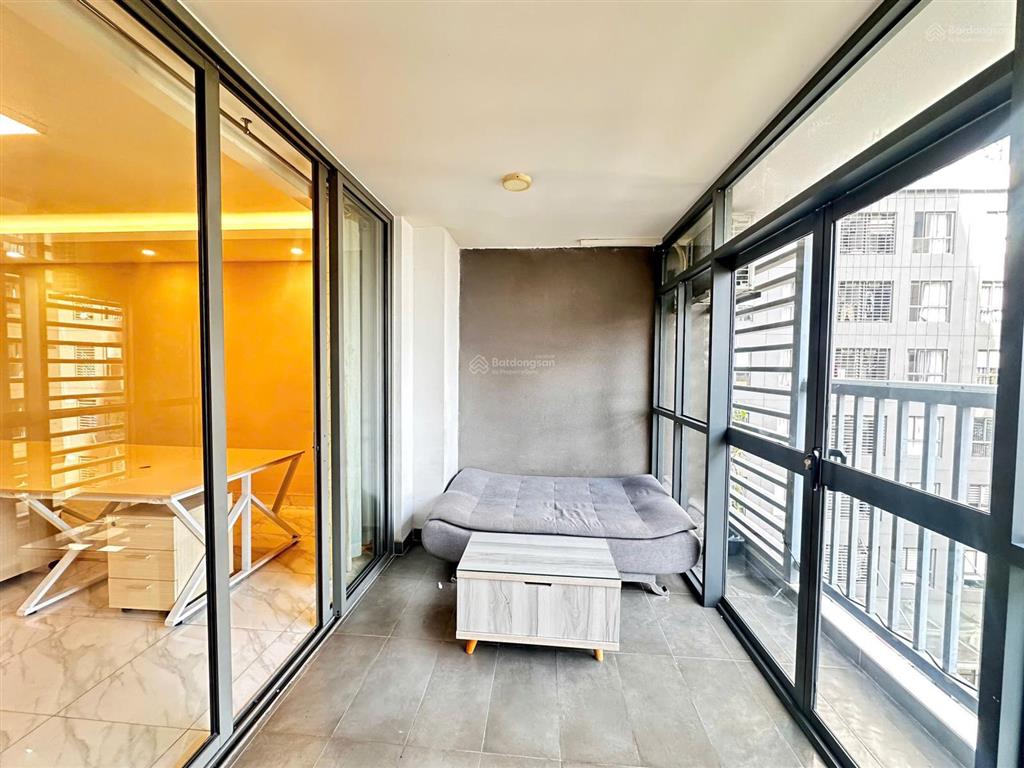 Cần bán căn hộ 1pn 1wc 44m2 giá 3.77 tỷ nhận nhà ngay có hđmb có ban công rộng