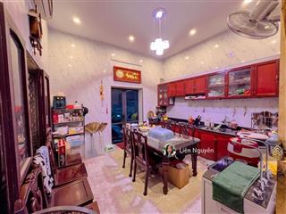 Bán nhà mặt phố đại la, 90m2, mặt tiền 4m, 34.5 tỷ, vỉa hè rộng, ô tô 2 chiều, kinh doanh đỉnh