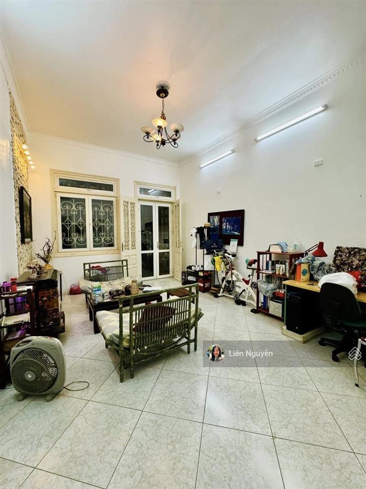 Bán nhà lê văn hưu, 66m2, 4 tầng, mặt tiền 4.2m, 16 tỷ, ngõ xe máy quay đầu, gần mặt phố