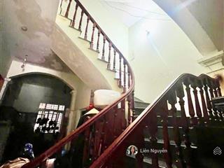 Bán nhà mặt phố đường thành, 215m2, mặt tiền 5.5m, 194 tỷ, đường 2 chiều, vỉa hè rộng