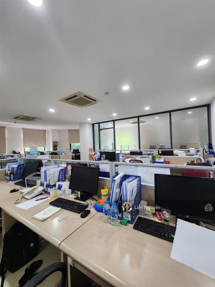 Bán tòa văn phòng mặt phố bạch mai, 215m2, 8 tầng 1 hầm thang máy, mặt tiền 8.5m, 189 tỷ