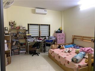 Bán nhà Hàng Chiếu, 63m2, 2 tầng, mặt tiền 3.4m, 15.6 tỷ, vị trí trung tâm, hợp xây
