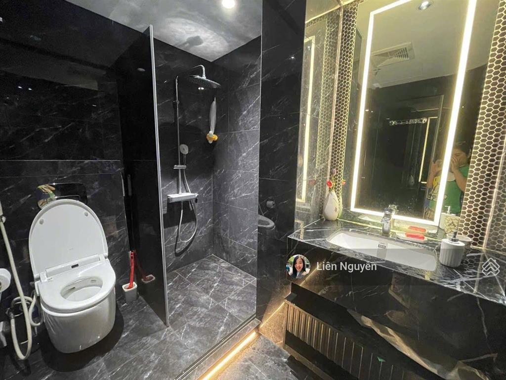 Bán nhà nguyễn đình chiểu, 40m2, 5 tầng thang máy mới đẹp, mặt tiền 4.5m, 13.9 tỷ
