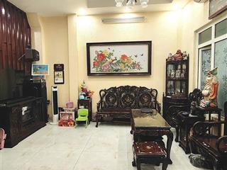 Bán nhà mặt phố Trần Hưng Đạo, 50m2, 5 tầng, mặt tiền 5m, 50 tỷ, vỉa hè rộng, dòng tiền