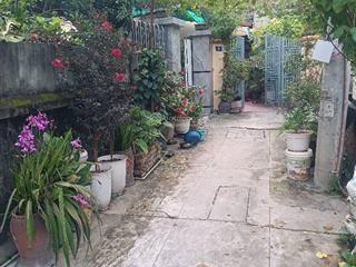 Bán thửa đất 80m2 phố âu cơ  tây hồ. 1 nhà ra mặt phố. mt đẹp, ô tô vào. giá 12 tỷ 600 triệu