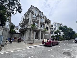 Bán biệt thự diện tích 240m, 4 tầng, thiên đường bảo sơn, view hồ cực thoáng, giá 30 tỷ