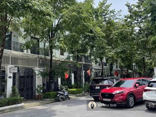 Bán liền kề đại kim mới  đường nguyễn xuân nghiêm  diện tích 70m  6 tầng  giá 21.8 tỷ.