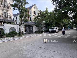 Bán biệt thự kdt geleximco  lê trọng tấn, diện tích 240m2, mặt tiền 12m, view vườn hoa, giá 36 tỷ.