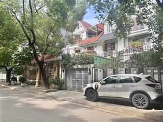 Chính chủ bán biệt thự văn quán 200m2  4 tầng  mặt tiền 11m  giá 42 tỷ có thương lượng.