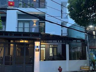 Bán chdv đường 10m diện tích 200m2. tại p6 gò vấp