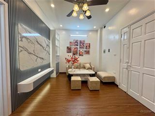 Bán căn hộ trịnh văn bô, nam từ liêm 55m. giá 2.35 tỷ