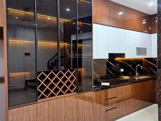 Chính chủ bán gấp nhà xây mới đồng cổ tây hồ 40m, 7 tầng !/nhỉnh 10 tỷ