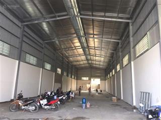 Cho thuê kho xưởng 900 m2 giá 40 triệu / đường thích thiện hòa xã lê minh xuân bình chánh tphcm