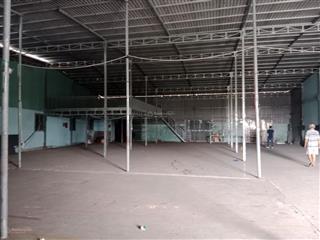 Cho thuê kho xưởng 650 m2 giá 25 triệu /đường tỉnh lộ 835 xã long khê huyện cần đước long an