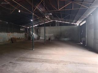 Cho thuê kho xưởng 300 m2 giá 12 triệu/ đường an phú tây  hưng long, huyện bình chánh, tphcm