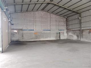 Cho thuê kho xưởng 900 m2 giá 38 triệu đồng/ xã tân quý tây, huyện bình chánh, tphcm