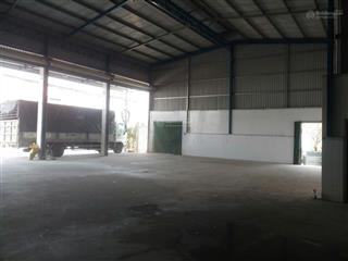 Cho thuê kho xưởng 850m2 giá 35 triệu đồng / xã nhị thành huyện thủ thừa long an