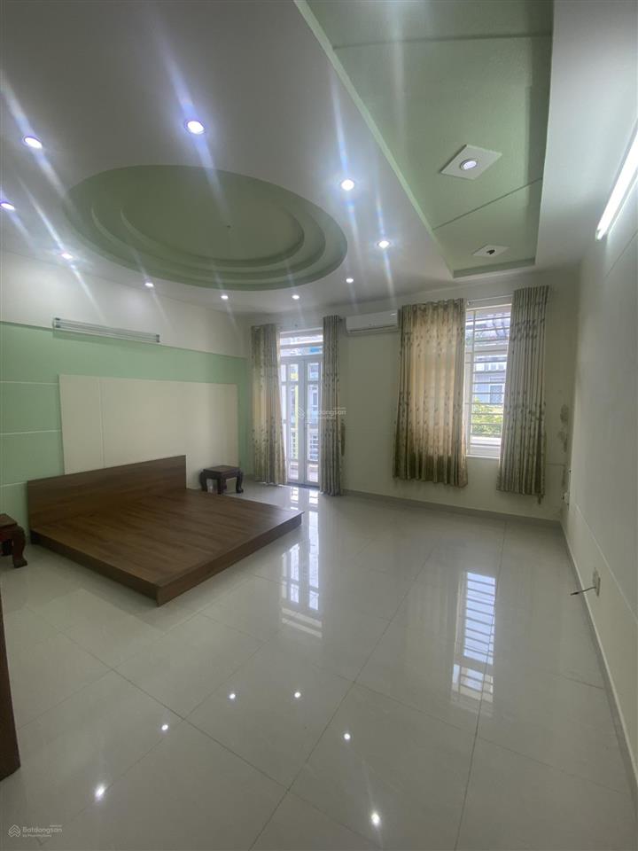 Cho thuê nhà nguyên căn kdc 6b intresco. 5x20m, 1 trệt, 3 lầu, giá 17tr/tháng