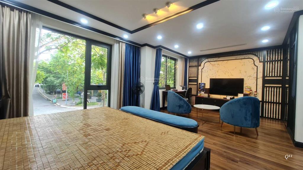 Bán biệt thự song lập thương mại ecopark.  hải 0704 725 ***