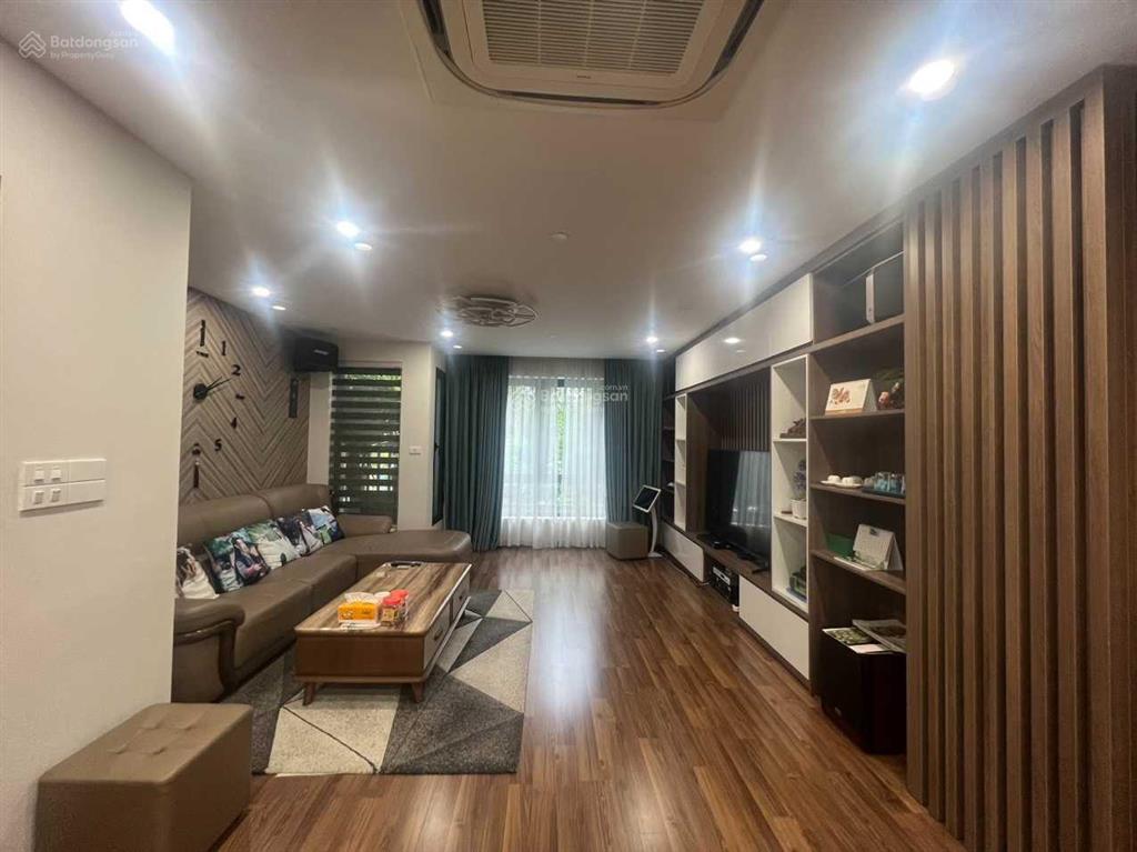 Cần bán nhanh nhà phố thủy nguyên  ecopark 100m2. hải 0704 725 ***