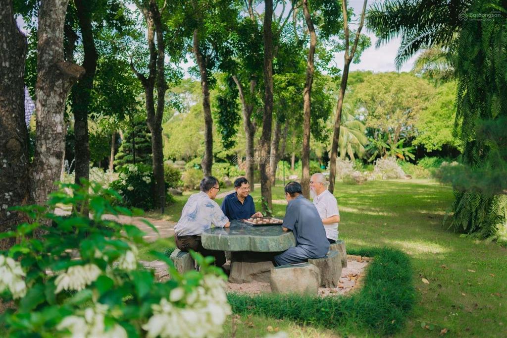 Bán biệt thự khu đô thị ecopark giá 59 tỷ vnd, diện tích 432m2, 4 phòng ngủ