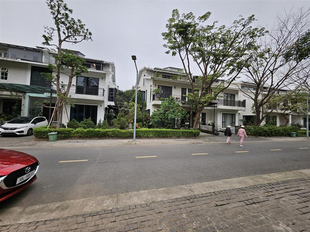 Cần bán nhanh biệt thự song lập mới hoàn thiện tại ecopark. hải 0704 725 ***