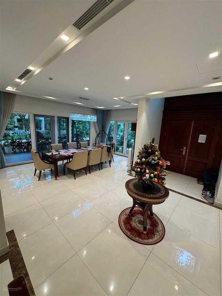 Biệt thự đẹp tại ecopark, 65 tỷ, 325m2, 3pn, 4wc, giá ưu đãi, tốt