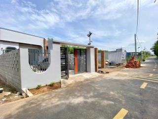 Bán đất xã đất đỏ  tp. hcm  giá chỉ 890trieu