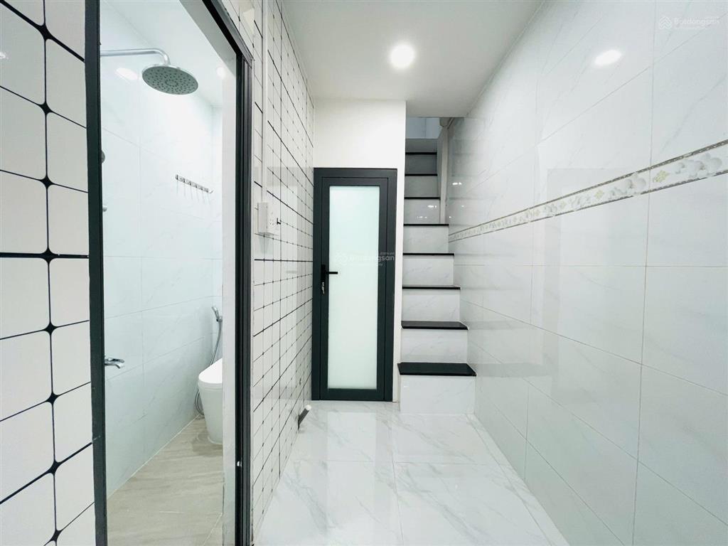Bán nhà mới tặng nội thất 22m2 gần mặt tiền phan văn trị, p12, bình thạnh