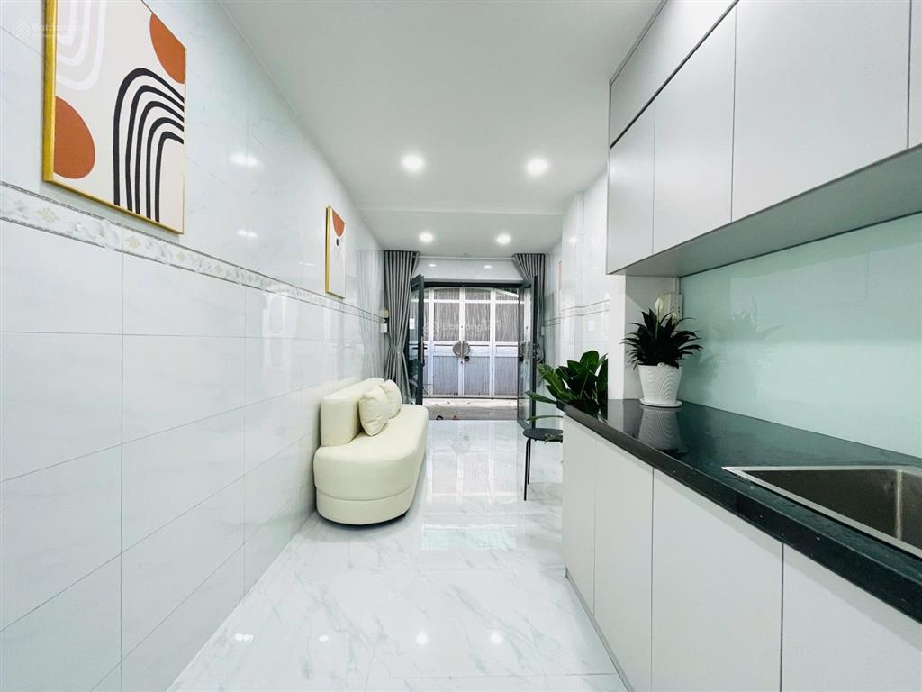 Bán nhà mới tặng nội thất 22m2 gần mặt tiền phan văn trị, p12, bình thạnh