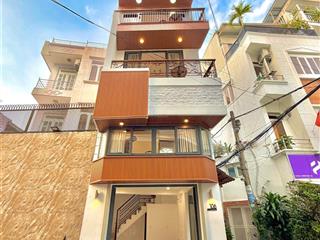 Hàng mặt tiền hiếm có ở đường hoa, p2, phú nhuận, căn góc 4 tầng