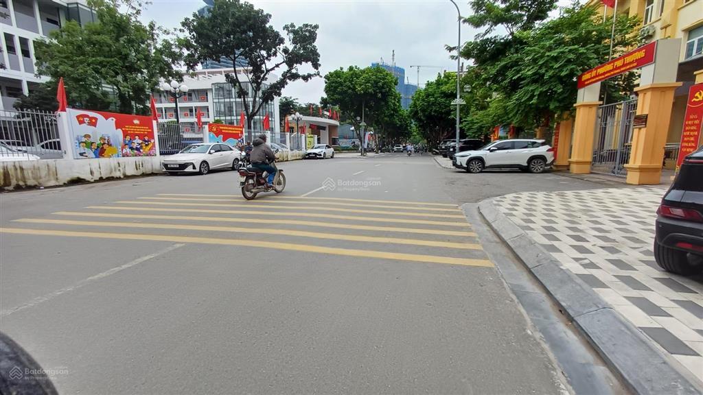 Bán đất phố phú thượng cạnh ubnd phường, 85m², mặt tiền 5m, đường ô tô tránh, giá 22 tỷ