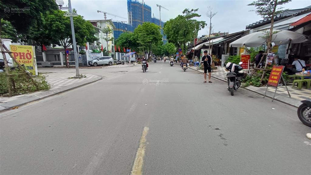 Bán đất phố phú thượng cạnh ubnd phường, 85m², mặt tiền 5m, đường ô tô tránh, giá 22 tỷ