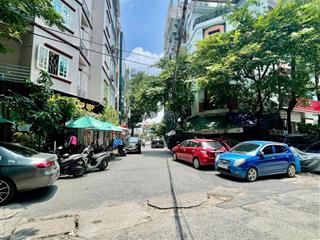 Nhà đẹp hoàng quốc việt sẵn ở  cực gần phố, 30m ra ô tô tránh  thoáng sáng, 6 tầng nhỉnh 8 tỷ.