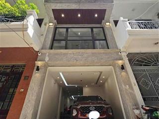 Siêu phẩm phân lô 2 thoáng hoàng quốc việt 65m2*7 tầng tm, vỉa hè ô tô tránh, 20m ra mặt phố