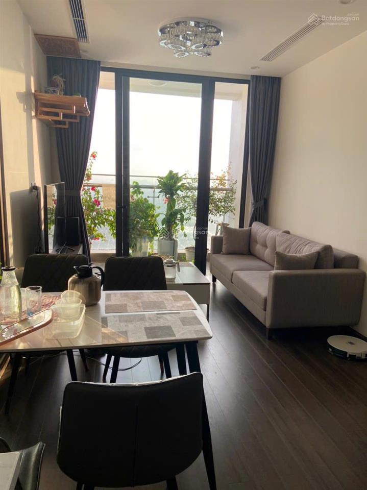 Cho thuê căn hộ symphony, 2pn 2wc full đồ giá 14 triệu.  0967 341 ***