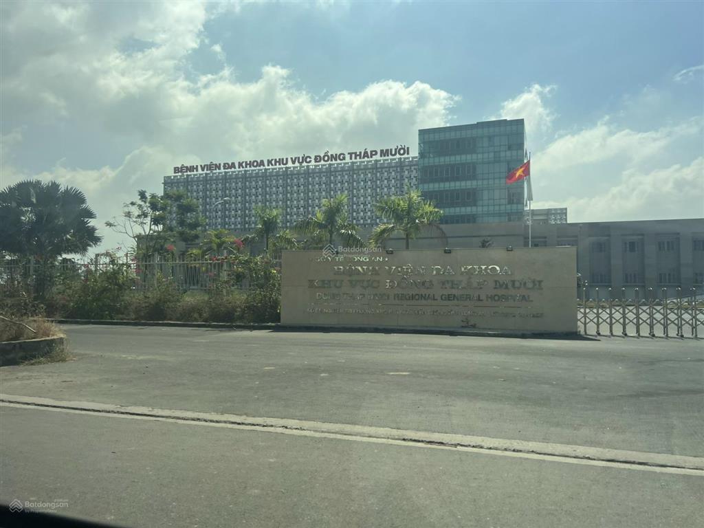 Gấp mặt tiền nguyễn tri phương  đối diện cổng bệnh viện 500 giường  100m2 giá 1,5 tỷ giảm 500tr