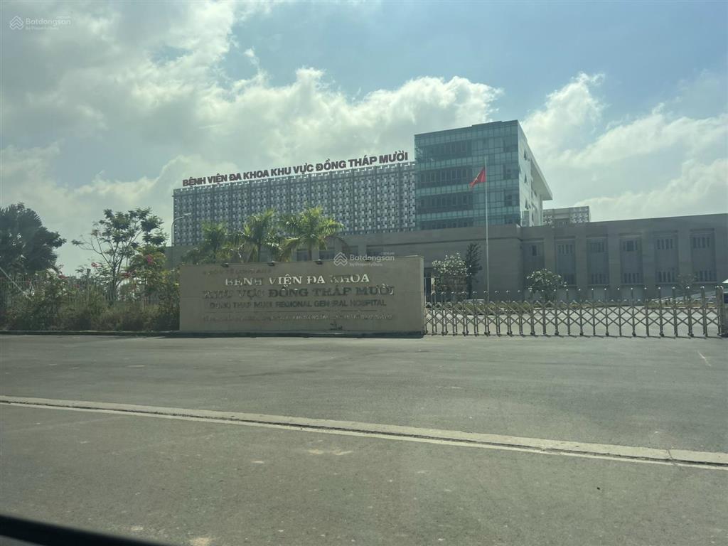 Gấp mặt tiền nguyễn tri phương  đối diện cổng bệnh viện 500 giường  100m2 giá 1,5 tỷ giảm 500tr