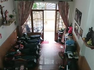 Bán gấp nhà hẻm ô tô tránh cách mạng tháng 8 đối diện công viên lê thị riêng, chỉ nhỉnh 12 tỷ