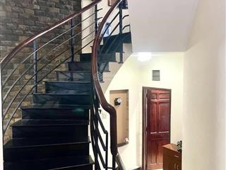 Chủ cần bán gấp  nhà 4 tầng 124m2  nội thất gỗ cẩm la  ô tô ngủ nhà  chỉ 18 tỷ!