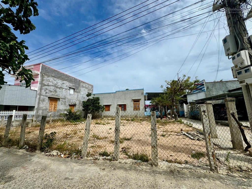 Đất biển mỹ hòa siêu siêu hot 3 tỷ, cách biển vài bước chân