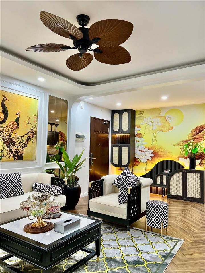 Bán gấp căn góc 1909 chung cư five star kim giang 2n2vs, hướng đông nam mát, view đẹp, nội thất xịn