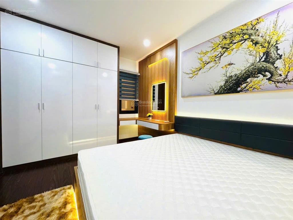 Chủ nhà cần bán căn góc 3pn full kính diamond flower hoàng đạo thúy dt to vip 160m2 giá rẻ nhất tòa