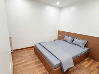 Bán căn hộ 3 phòng ngủ, 85m2, bc đông nam chung cư fodacon mỗ lao. full nội thất mới, sổ đỏ cc